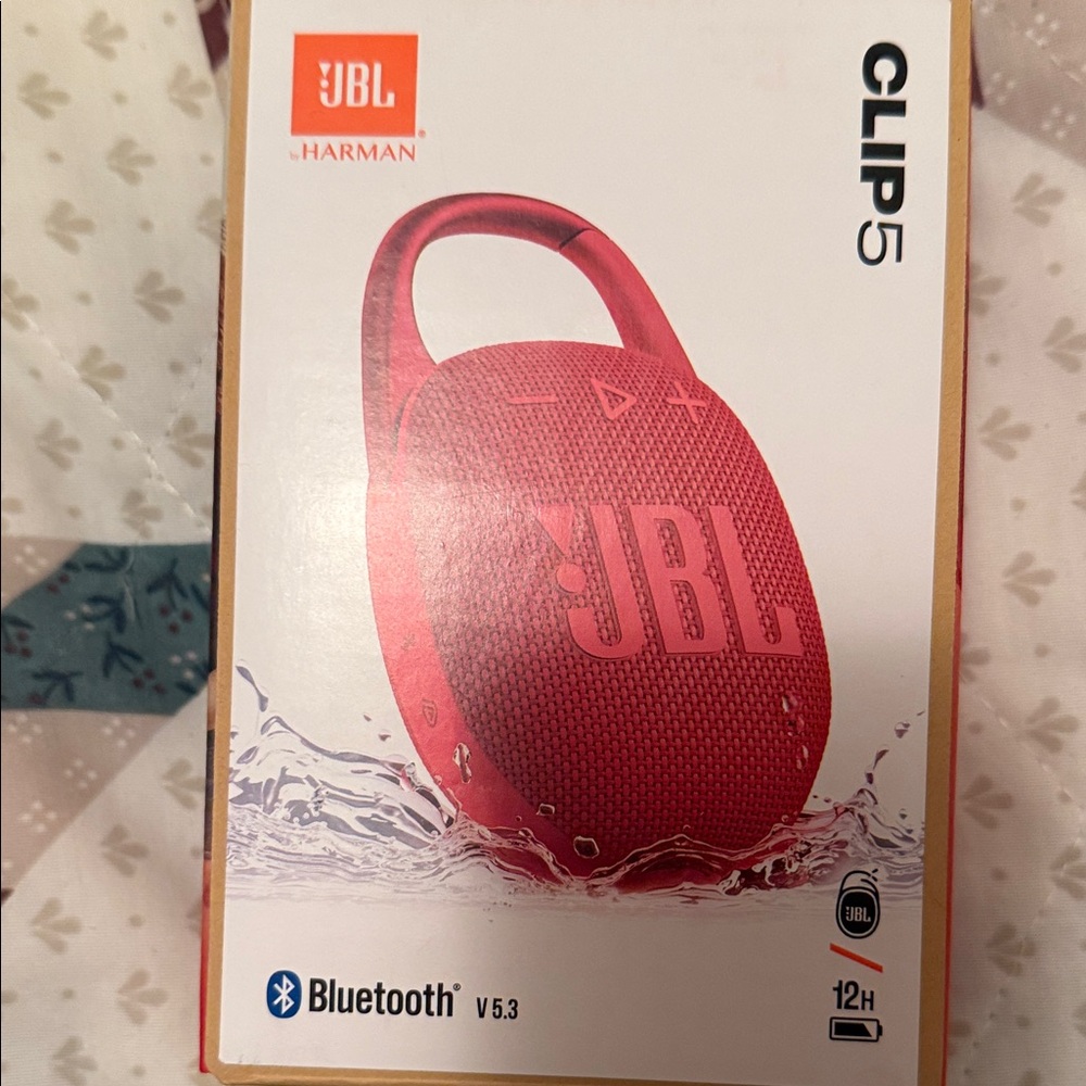 JBL Clip 5 Portable Speaker in Bold Red